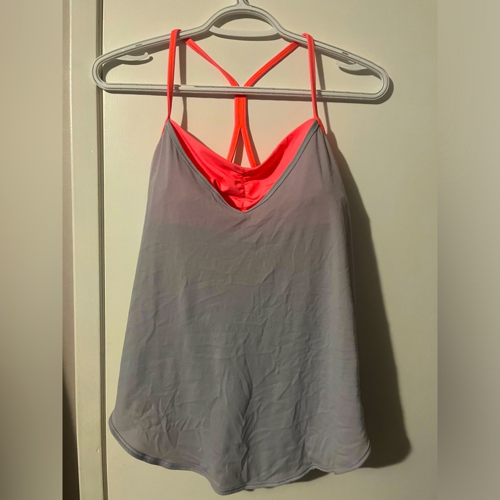 Size 6 lululemon tank worn once